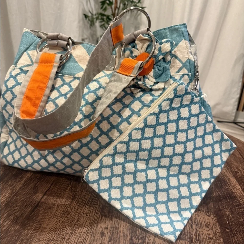 Blue and White Patterned Tote with Pouch